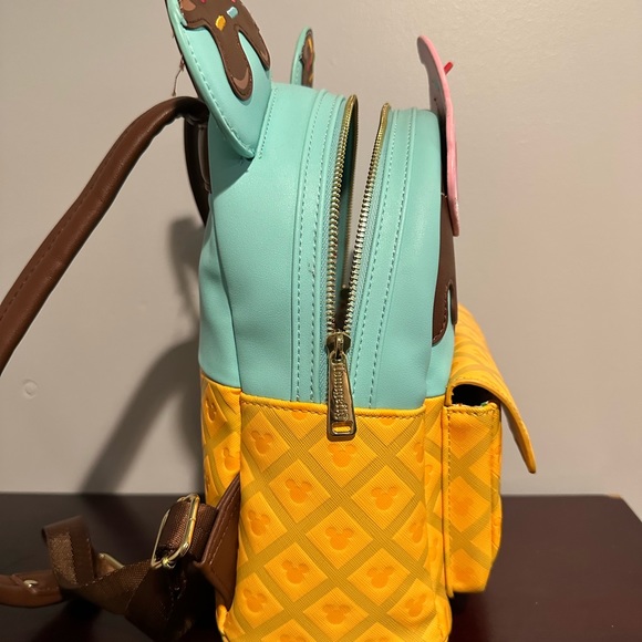 Loungefly Minnie Ice Cream bag - Picture 6 of 6